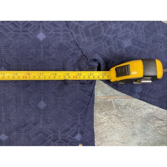 J Crew Matelasse Zip Top Size 12 Navy Blue Geometric Embossed Boxy Blouse New - Picture 6 of 7